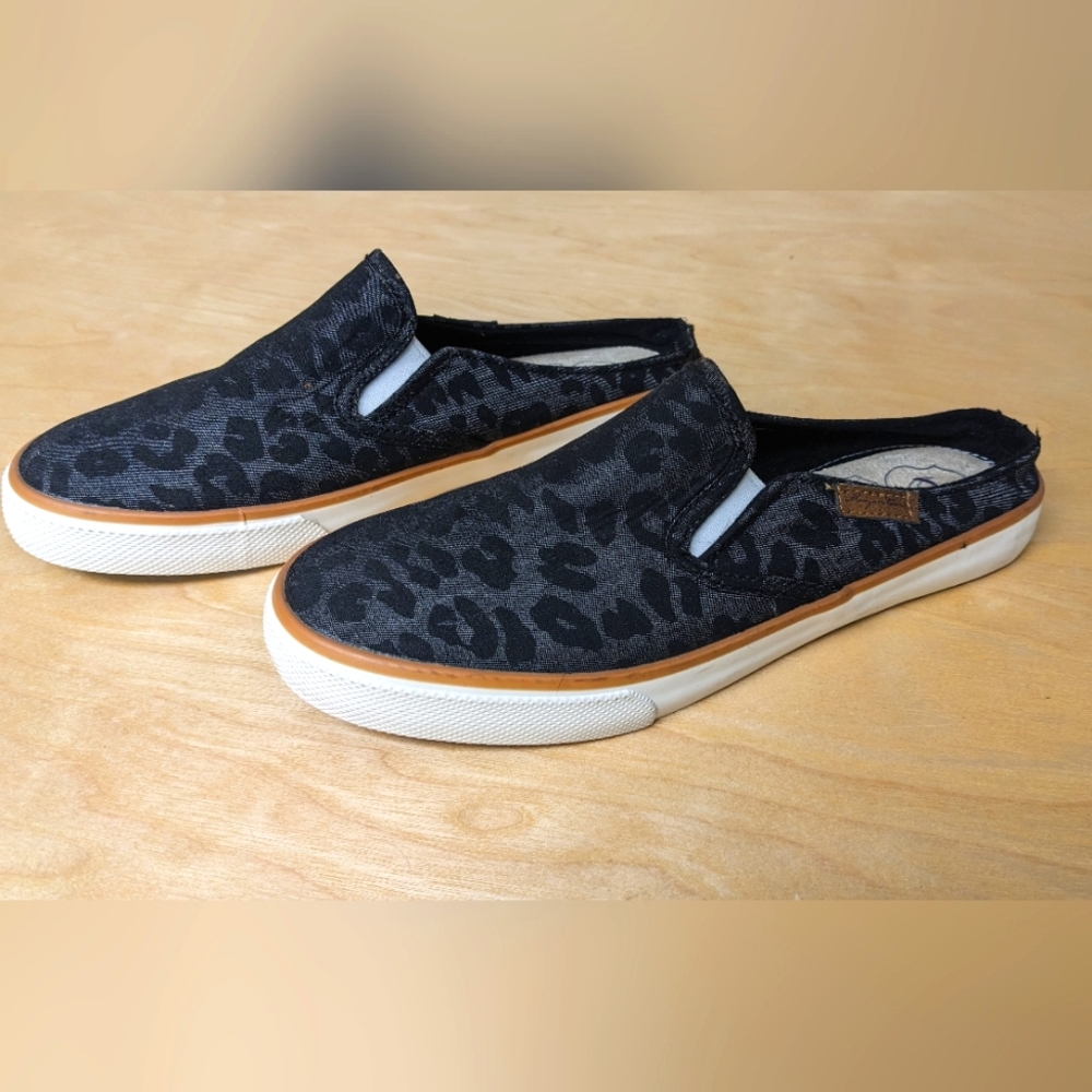 Margaritaville Slip-on, Women's Size 8, Black/Gray/White, Like New